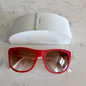 Prada SPR24L Sunglasses